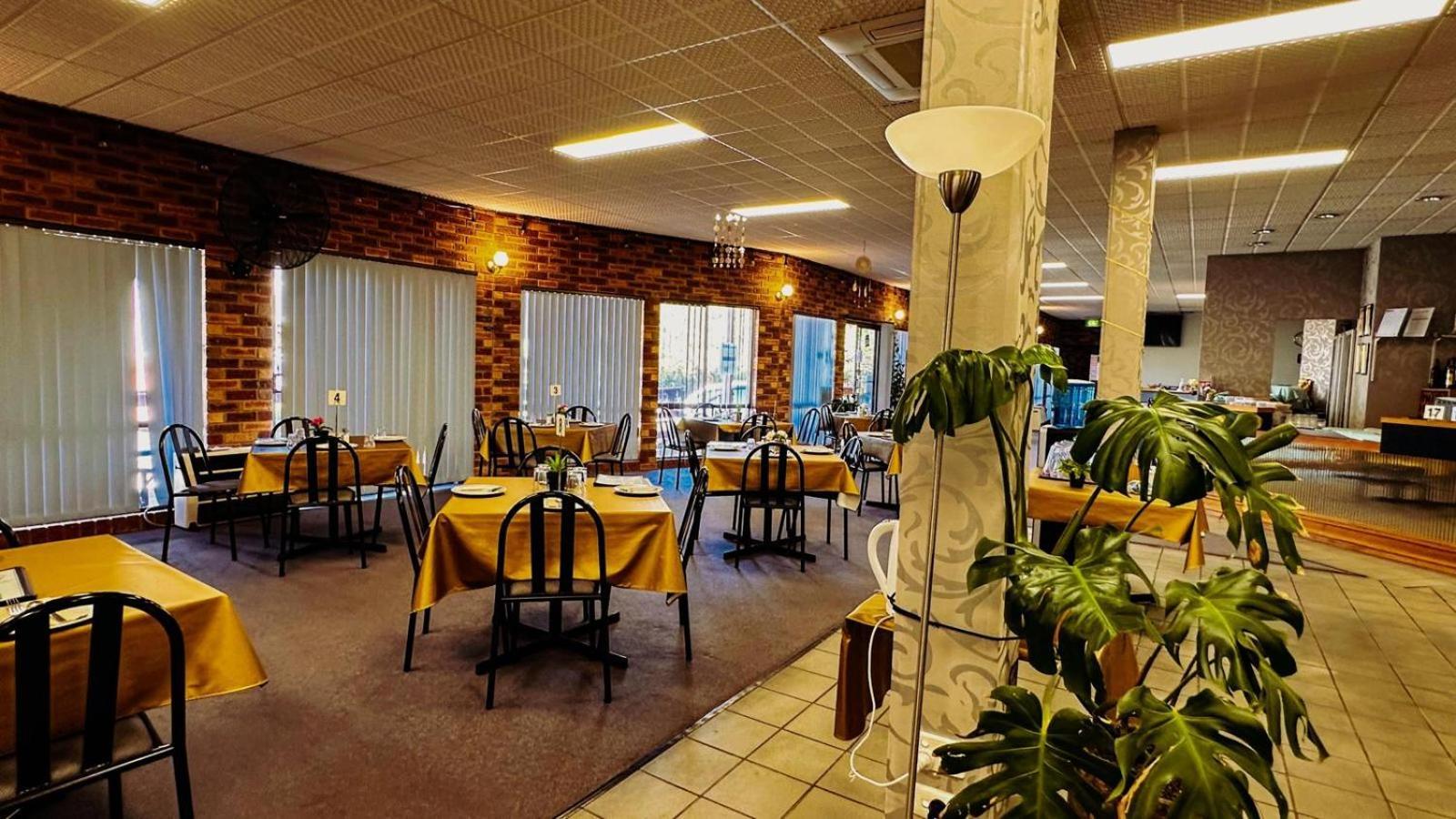 Mountain Creek Motel Bar & Restaurant Mount Beauty Zewnętrze zdjęcie