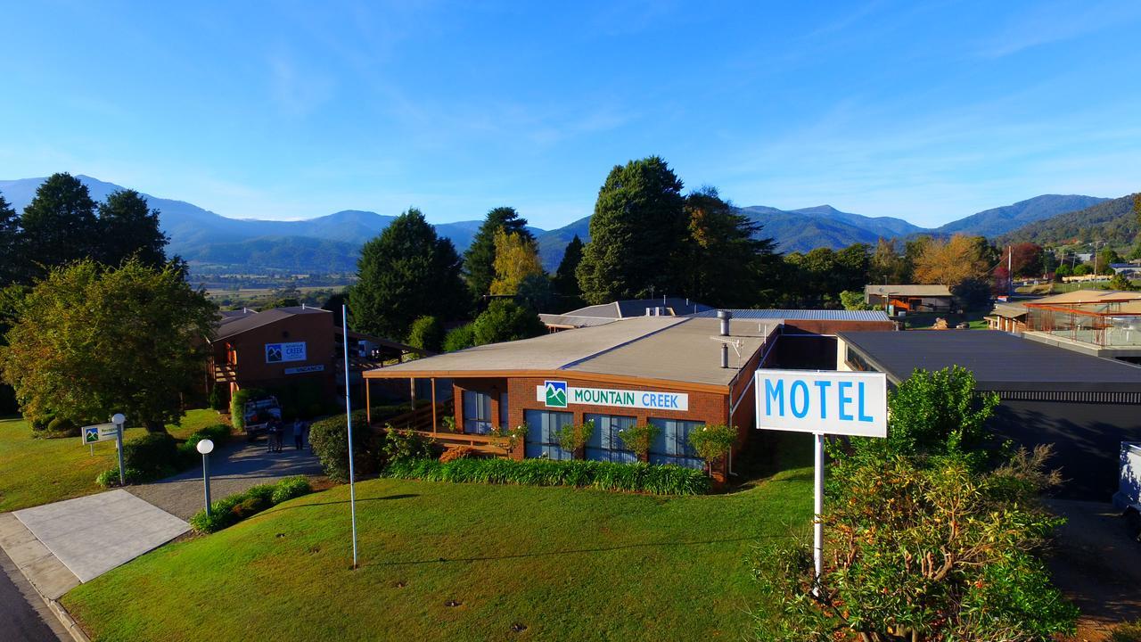 Mountain Creek Motel Bar & Restaurant Mount Beauty Zewnętrze zdjęcie
